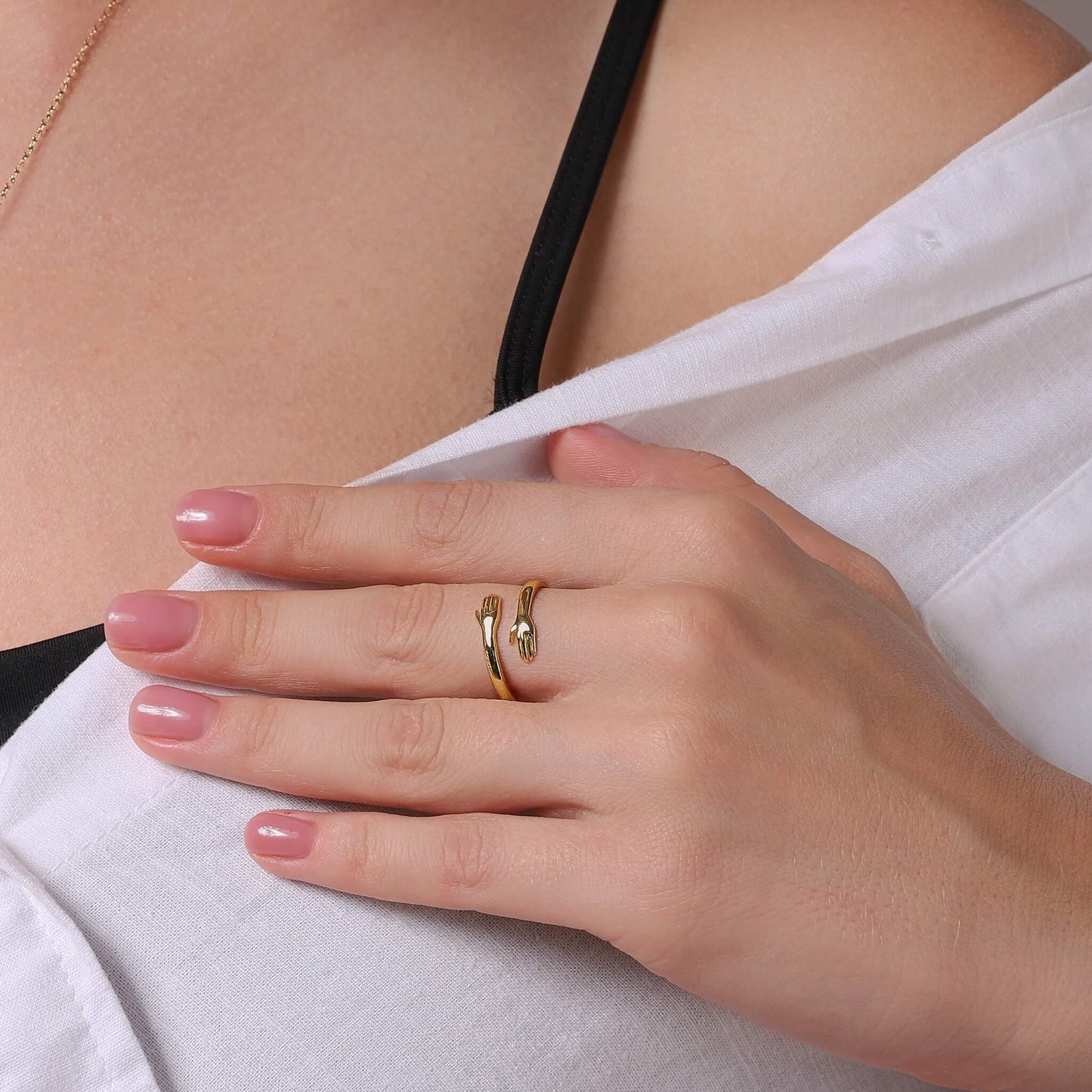 💛 24K GOLD Hug Ring – Elegant Adjustable Gold-Plated Ring
