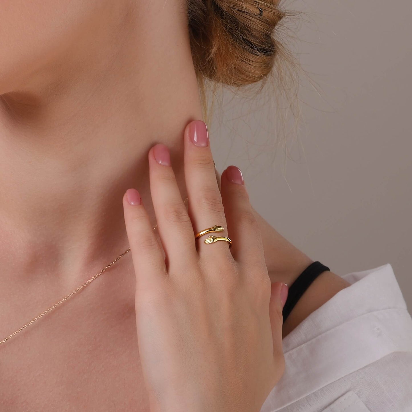 💛 24K GOLD Hug Ring – Elegant Adjustable Gold-Plated Ring